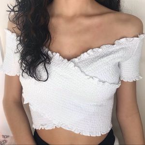 Teaxtured , off the shoulder, white crop top